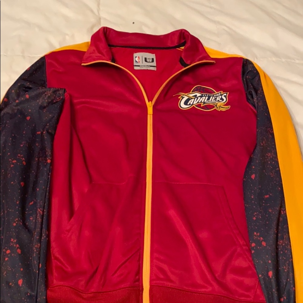 Zip up